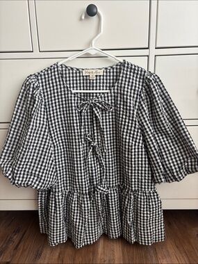 Vine & Love Black and White Gingham Peplum Blouse